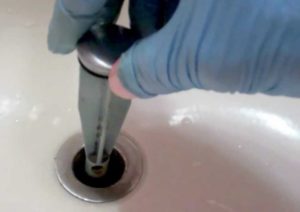 Handyman sink repair